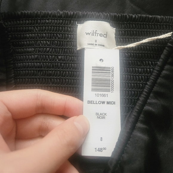 WILFRED Bellow Satin Midi Dress Black Minimalist Contemporary Size 8 Aritzia NWT - Picture 3 of 10